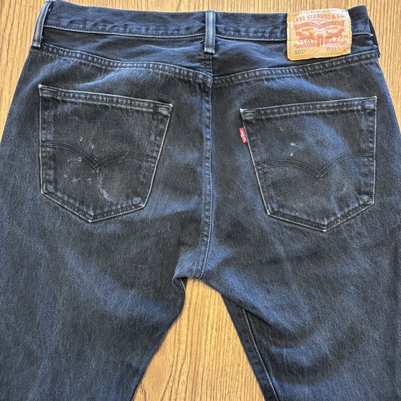 Levi's 501 Original‎ Fit Button Fly Jeans Men's 33x32 Dark Wash Made in Poland - Picture 3 of 16